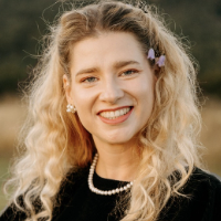 Nikol